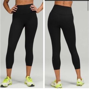 Lululemon Base Pace High-Rise Crop Leggings 23" in Black size four (4)